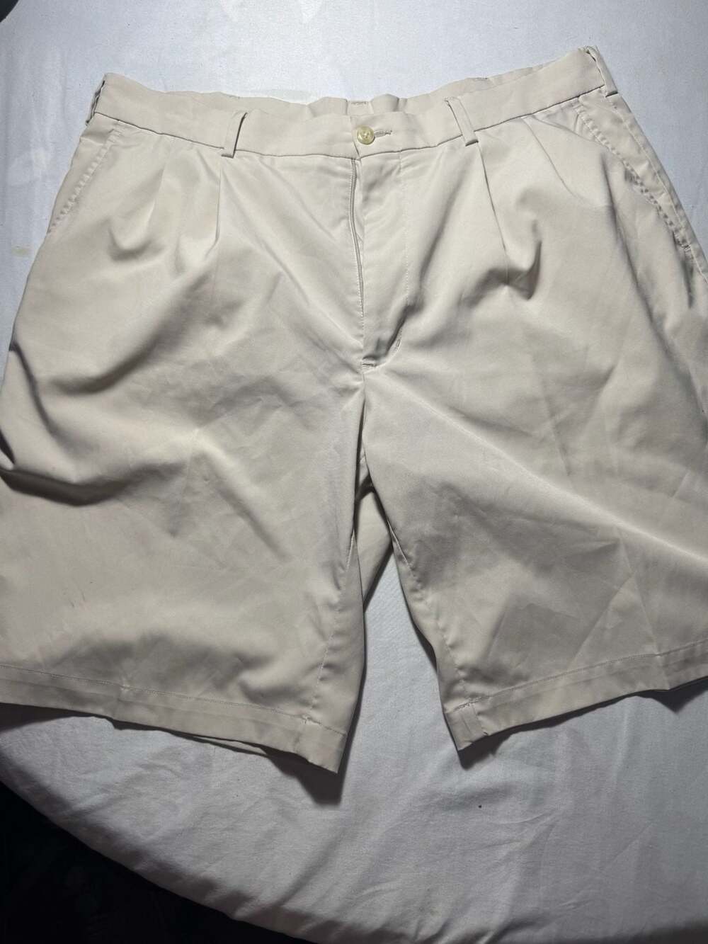 Pro Tour Coolplay Men's Beige Pleated Golf Shorts Size 36